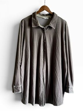 Soft Surroundings Velvet Boyfriend Button-Up Shirt Tunic in a NeutralTaupe Gray